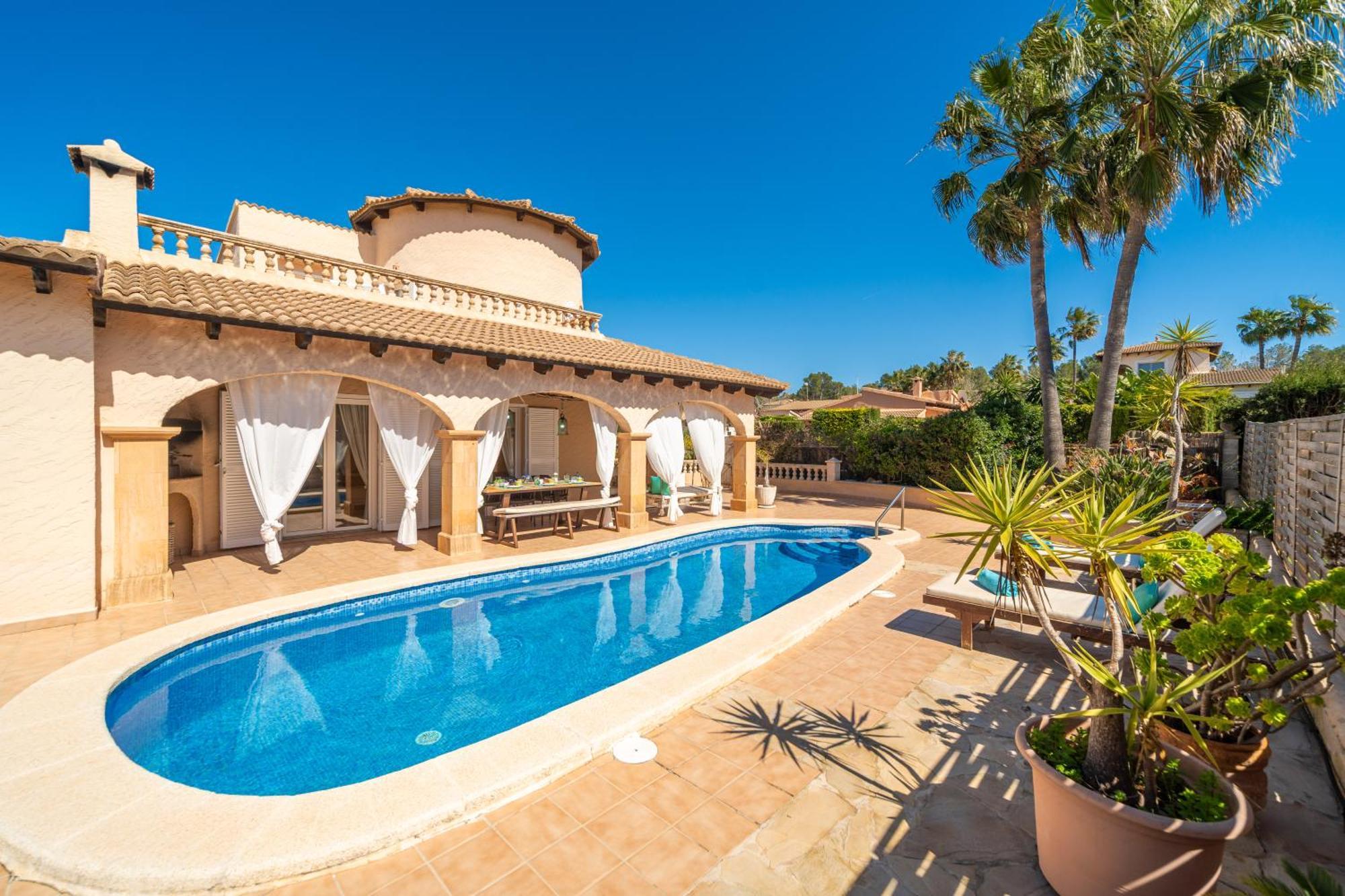 Son Serra, Pool And Chill Out Close To The Villa