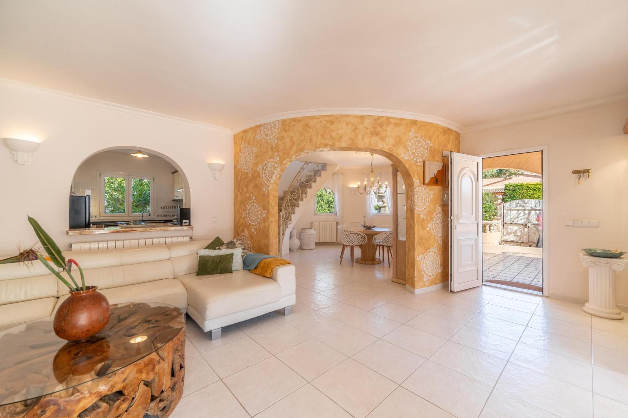 Villa Son Serra, Pool And Chill Out Close To The