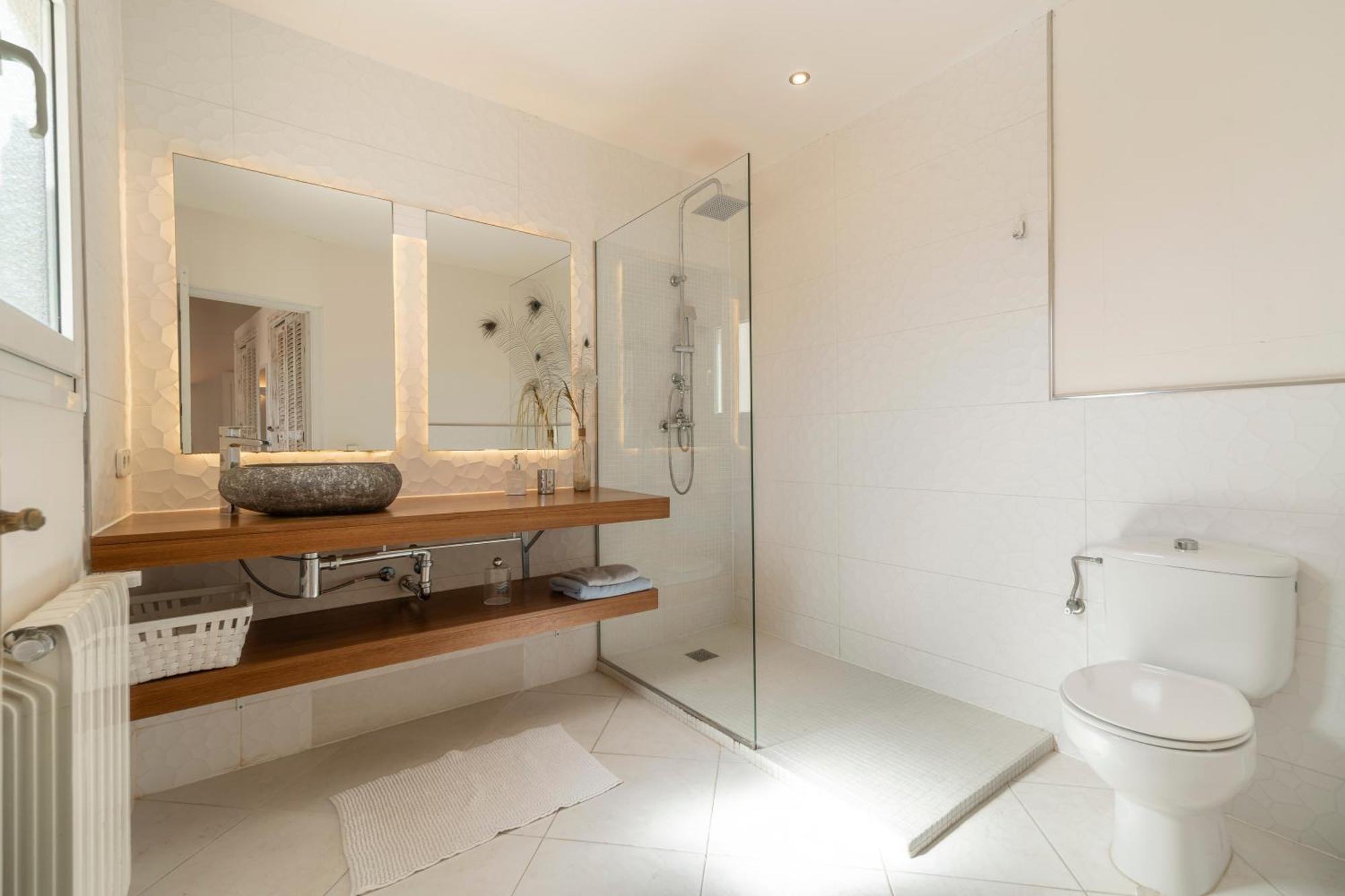 Son Serra, Pool And Chill Out Close To The Villa *