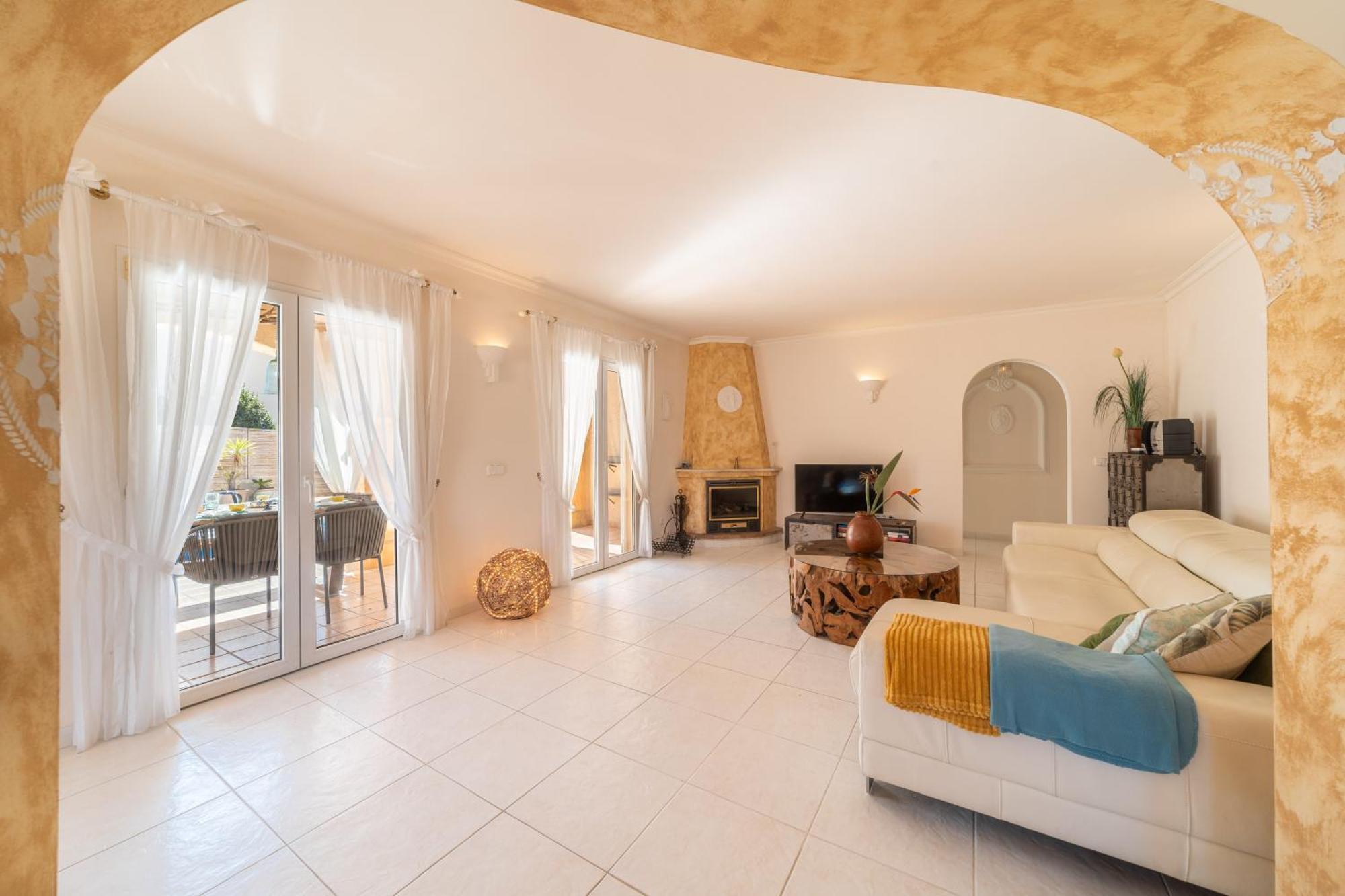 Son Serra, Pool And Chill Out Close To The Villa